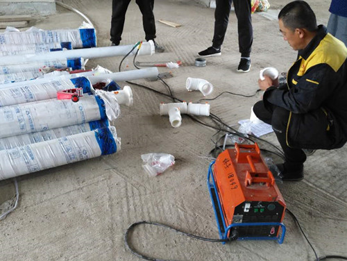 铝合金衬塑PE-RT电熔施工现场